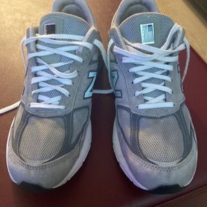 Men’s size 11.5 new balance 990 v5